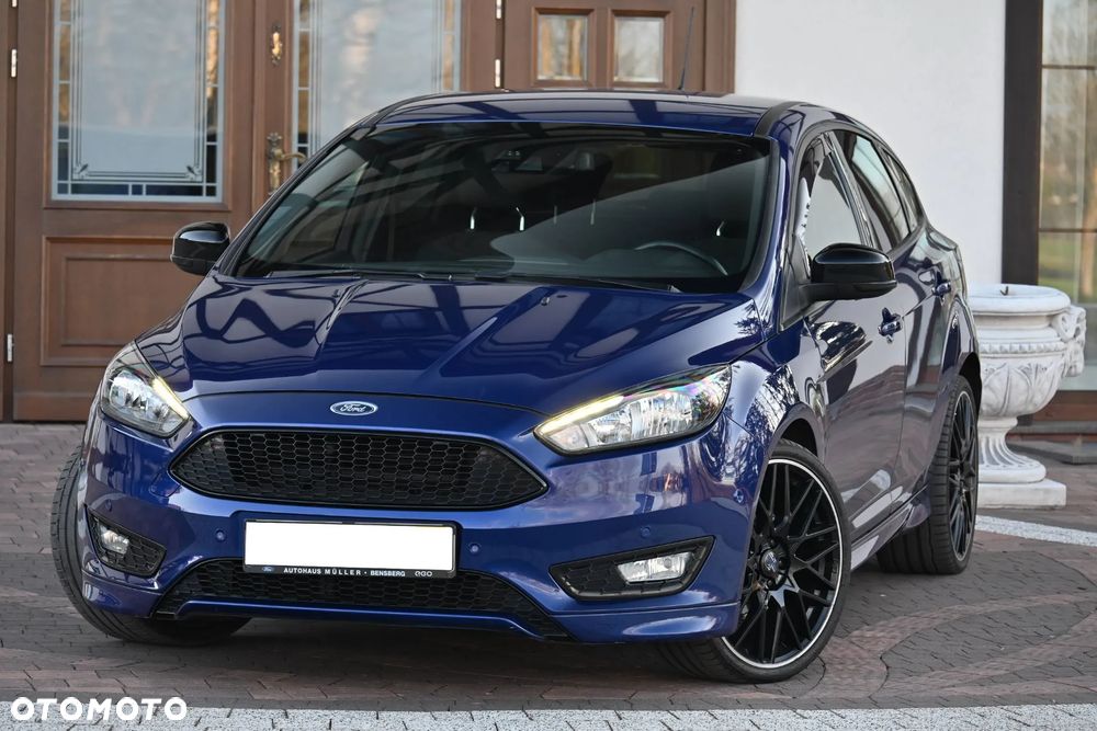 Ford Focus SW 1.5 EcoBoost S&S ST-LINE - 2