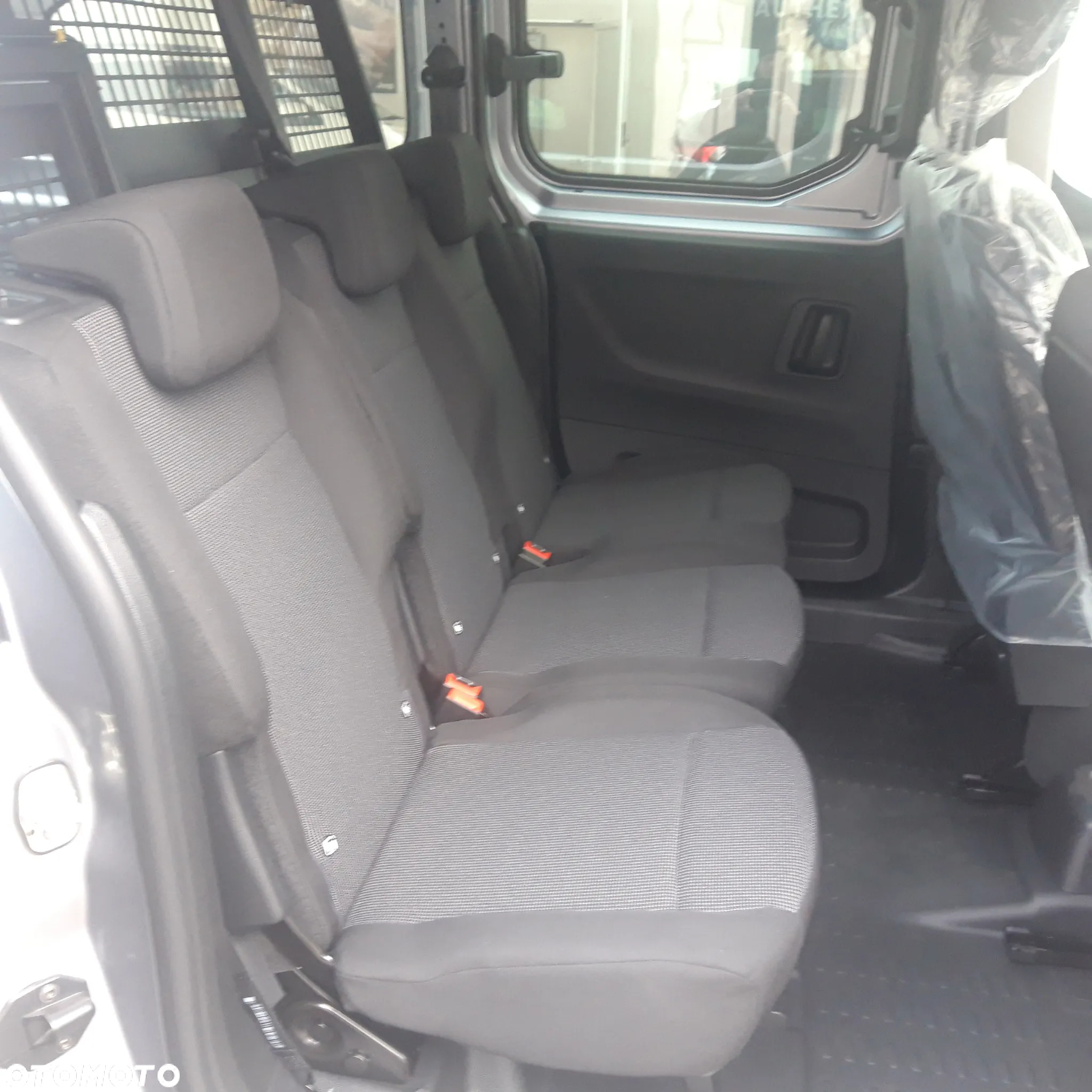 Fiat Doblo CrewCab BlueHDi 1.5, 100 KM, S&S MT6, Euro 6.4 - 3