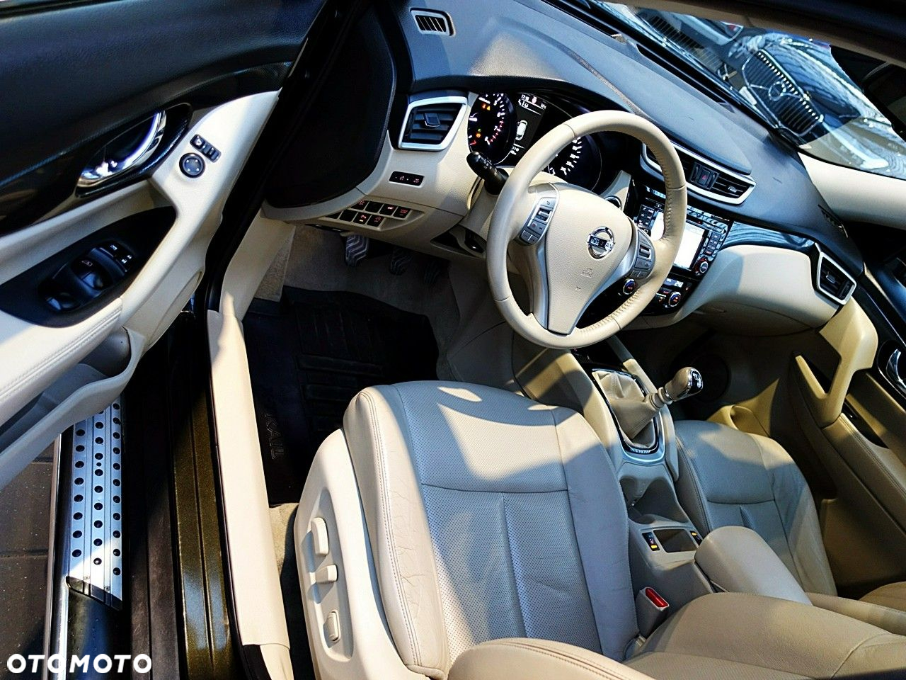 Nissan X-Trail - 18