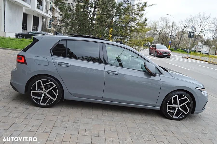 Volkswagen Golf 2.0 TDI (BlueMotion Technology) DSG Highline - 39