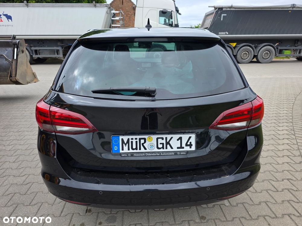 Opel Astra - 4