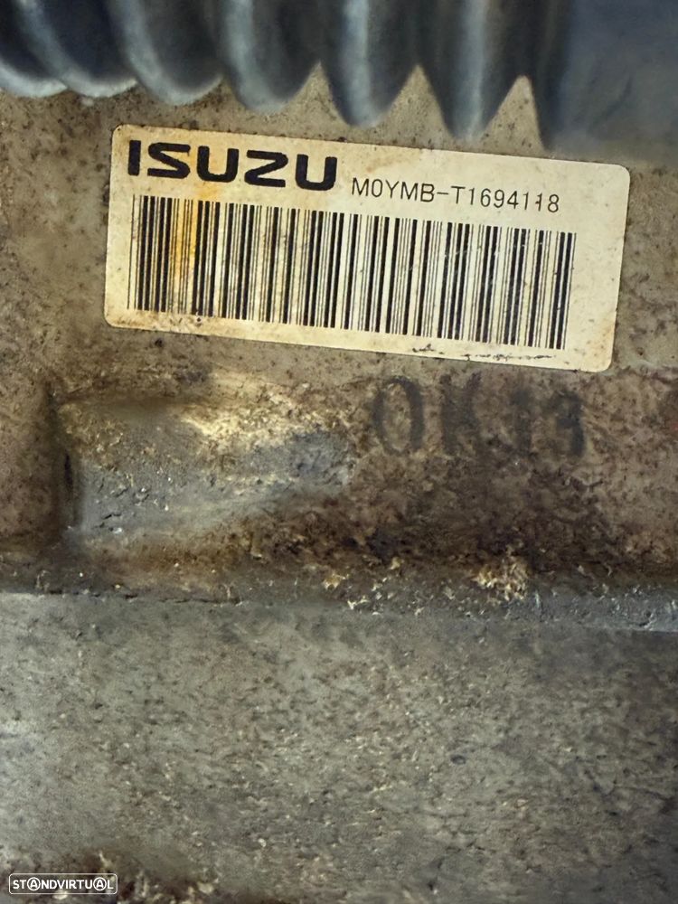 Caixa de Velocidades Isuzu 3.0 Ref: 4JJ1/4JJ1E5 - 4