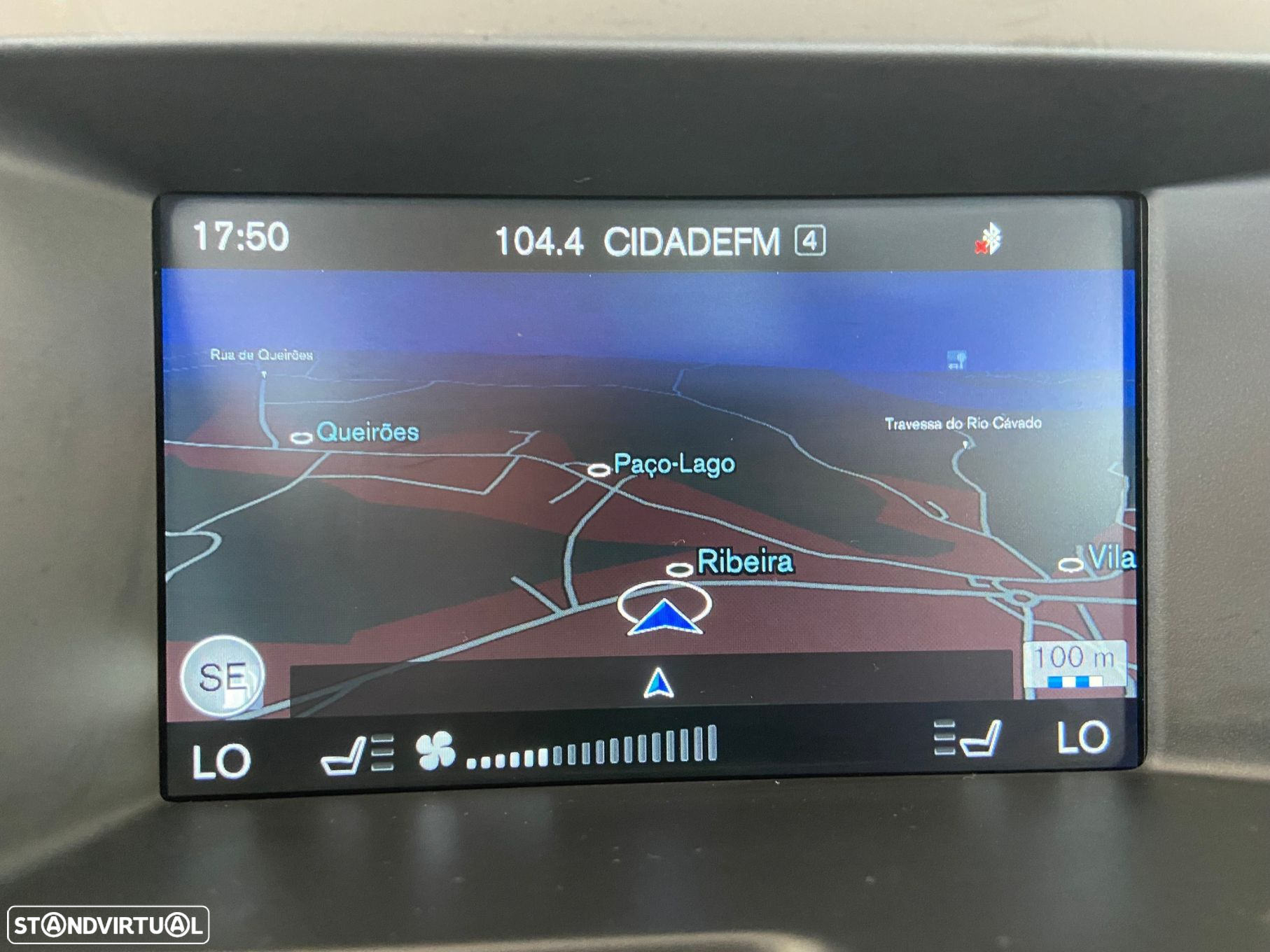 Volvo XC 60 2.0 D4 R-Design Momentum Geartronic - 12
