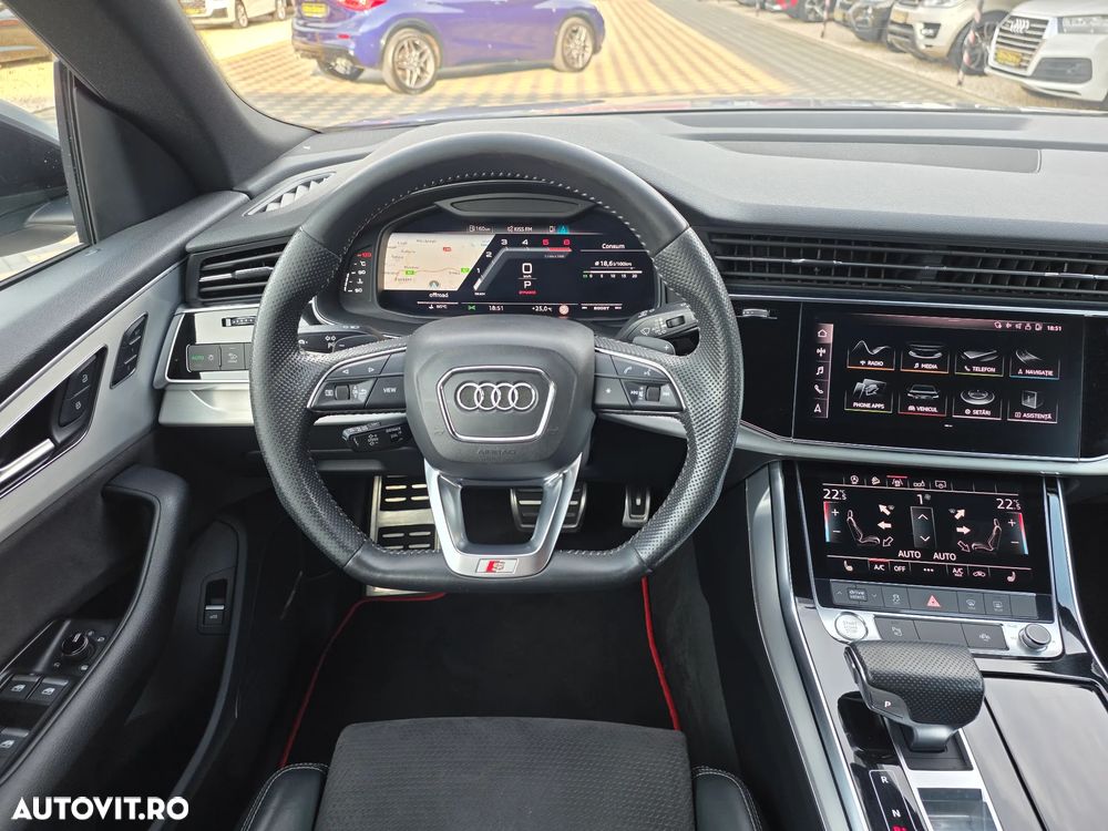 Audi Q8 - 17