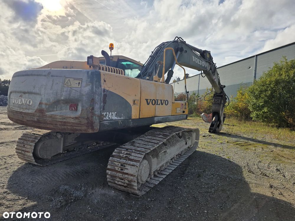 Volvo Ec240CL - 5