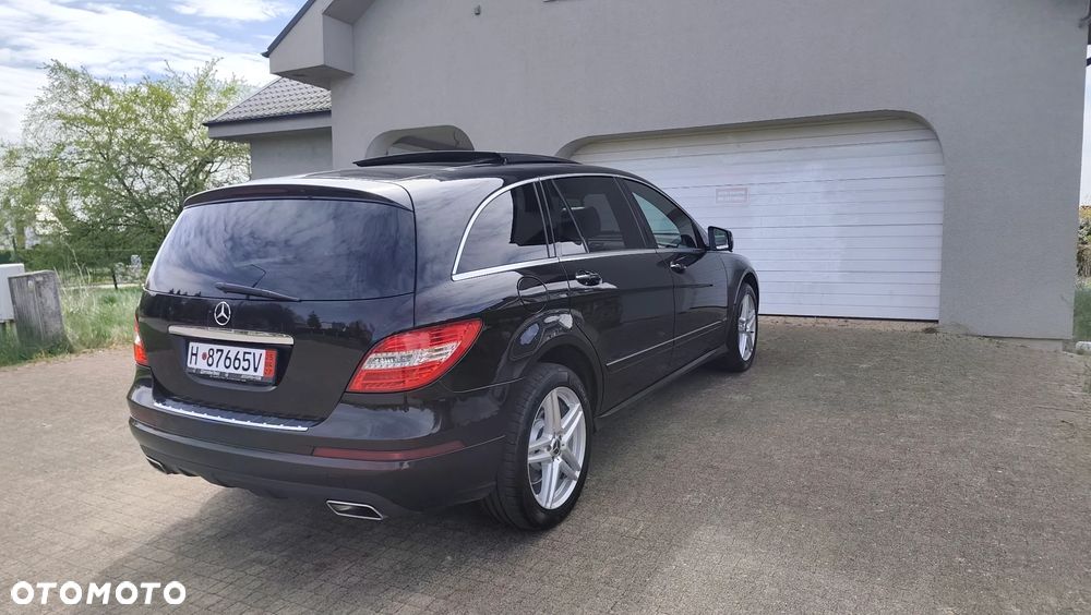 Mercedes-Benz Klasa R 350 4Matic 7G-TRONIC Travel Edition - 32