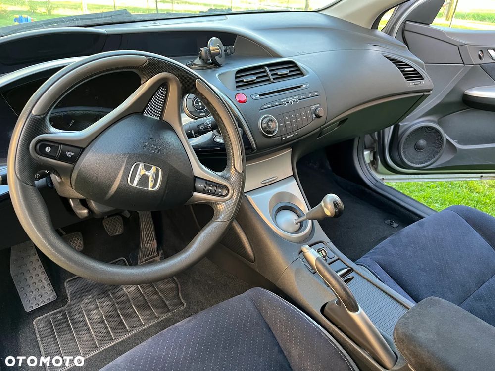 Honda Civic 1.8 Comfort - 16