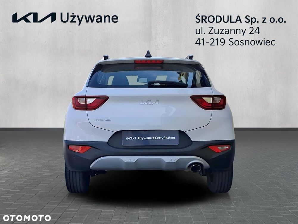 Kia Stonic 1.2 L - 4