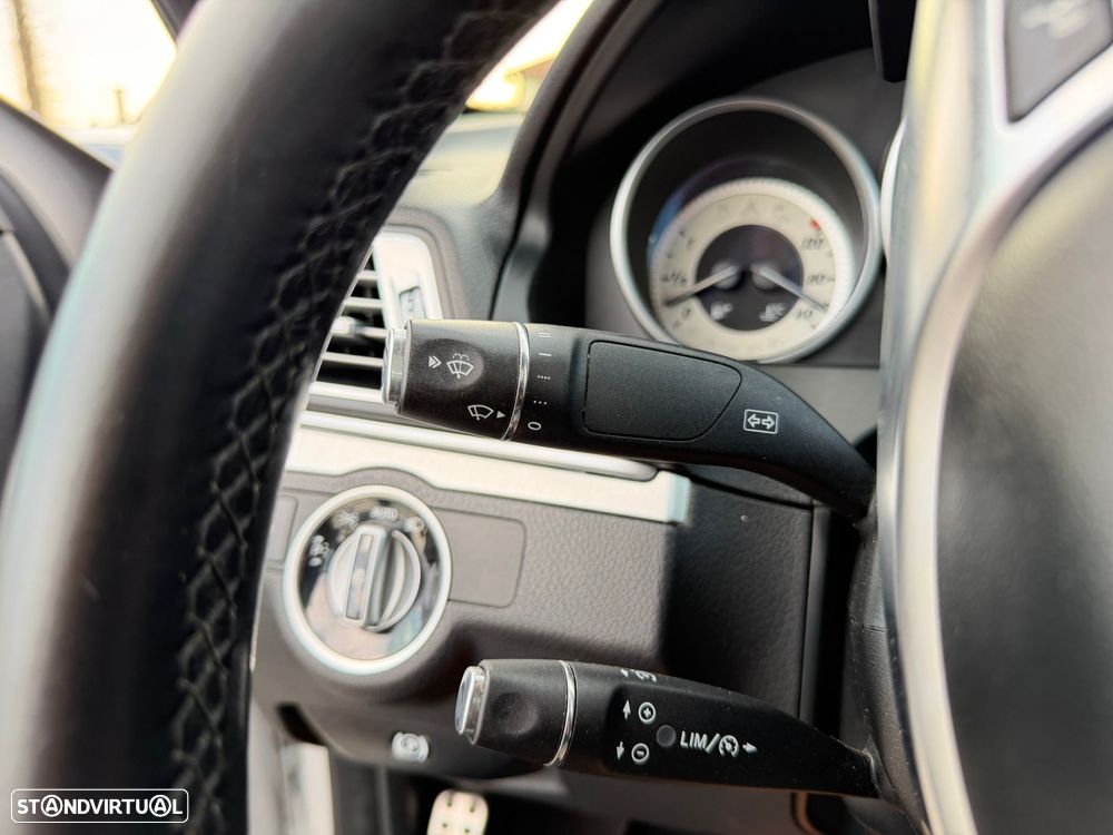 Mercedes-Benz E 220 - 22