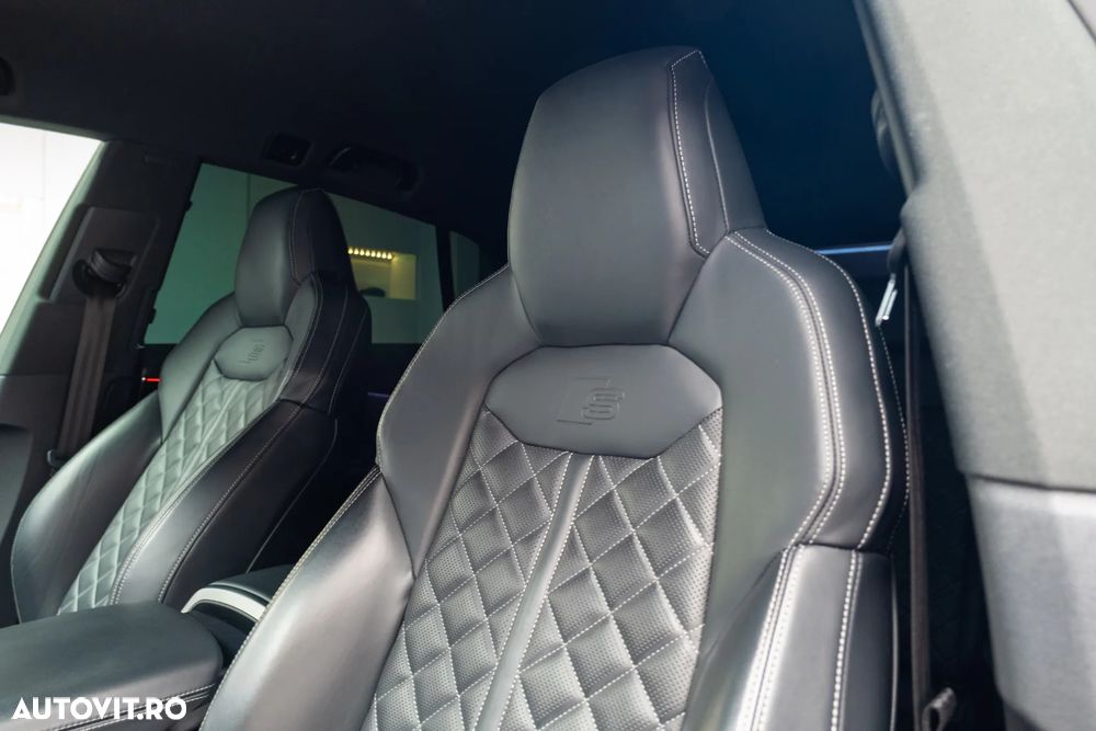 Audi Q8 3.0 55 TFSI quattro Tiptronic MHEV - 21