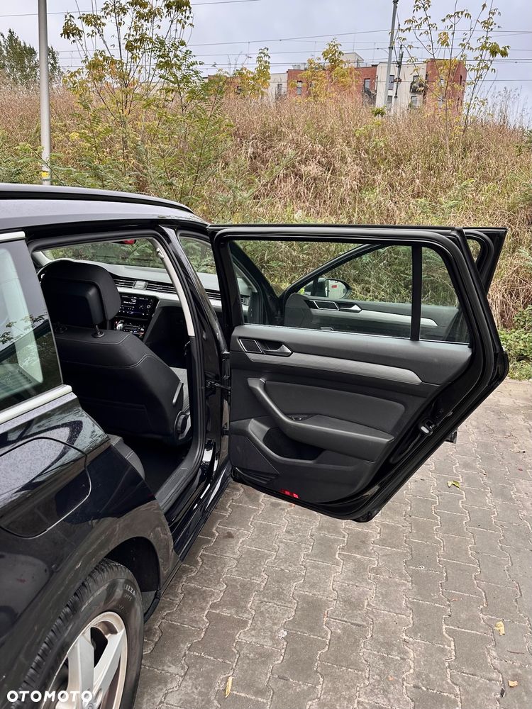 Volkswagen Passat 2.0 TDI SCR Business DSG - 16