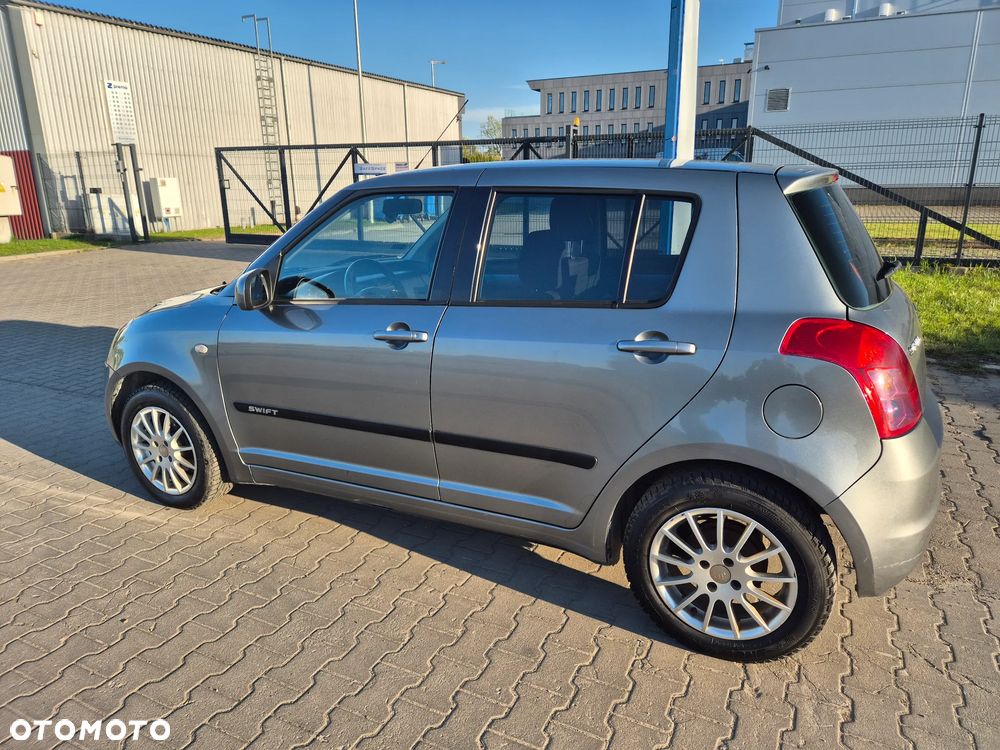 Suzuki Swift 1.3 JB Edition - 15