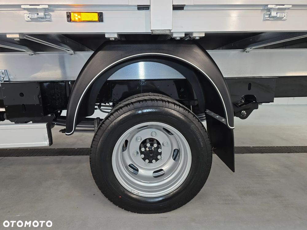 Renault MASTER 12 PALET Tylna OŚ BLIŻNIACZ L4 RWD - DBL Extra 2,3 DCI 165 KM MAXI Długość5,23cm Szerokośc2,45cm Wysokość2,38cm WZMOCNIONE TYLNE ZAWIESZENIE RESOR + PODUSZKI PNEŁMATYCZNE TEMPOMAT FOTEL KIEROWCY PNEŁMATYCZNY LEDY KABINA SYPIALNIANA XL NA GWARANCJA 40 Tyś km STAN JAK NOWY - 20