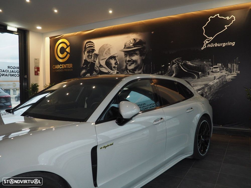 Porsche Panamera Sport Turismo - 5