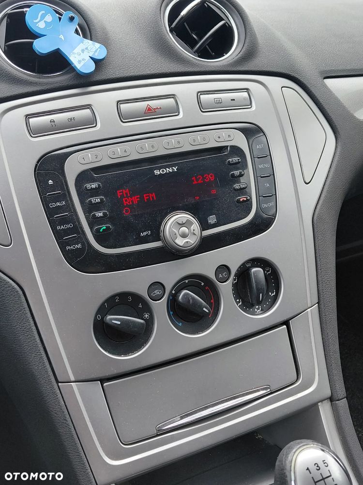 Ford Mondeo - 6