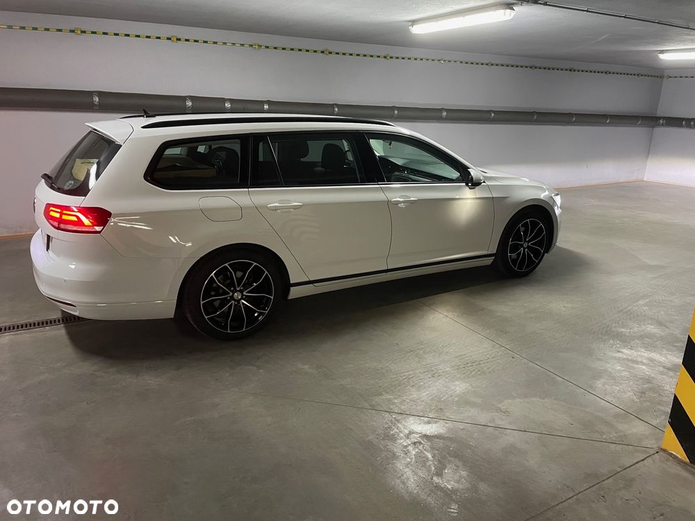 Volkswagen Passat - 2