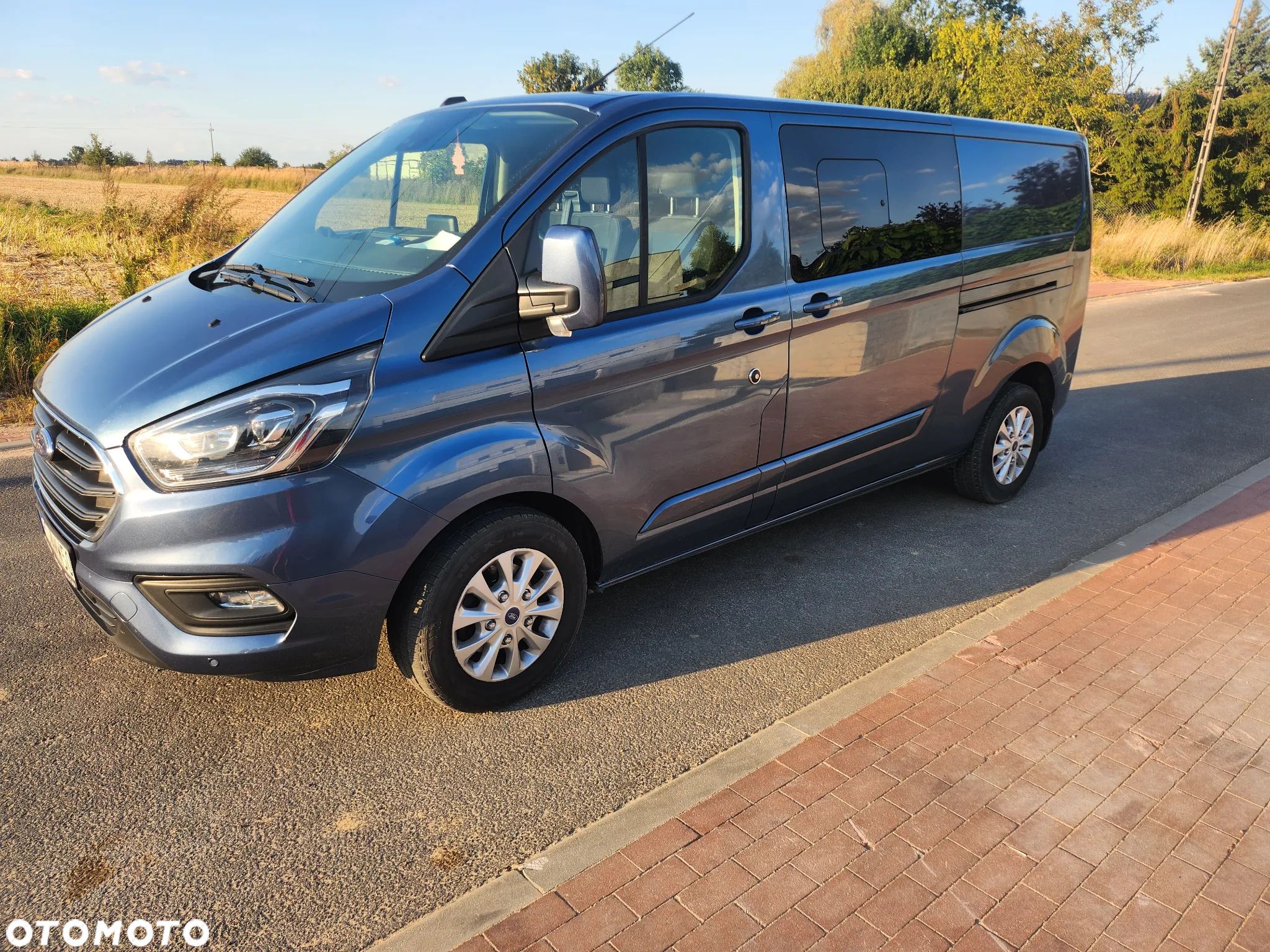 Ford Transit Custom 310 L2H1 Limited - 1