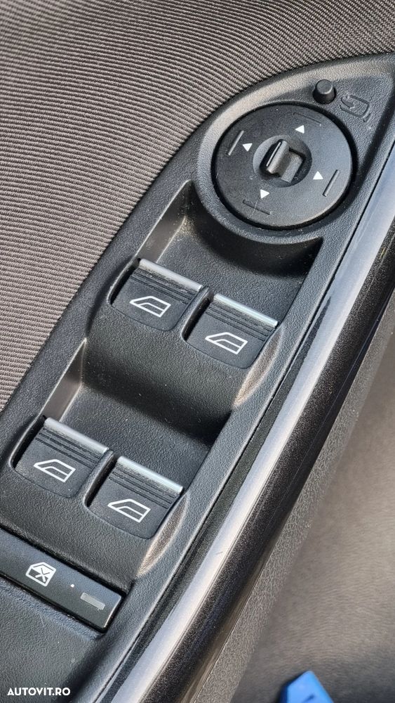 Ford Focus 1.5 TDCi Powershift Titanium - 7