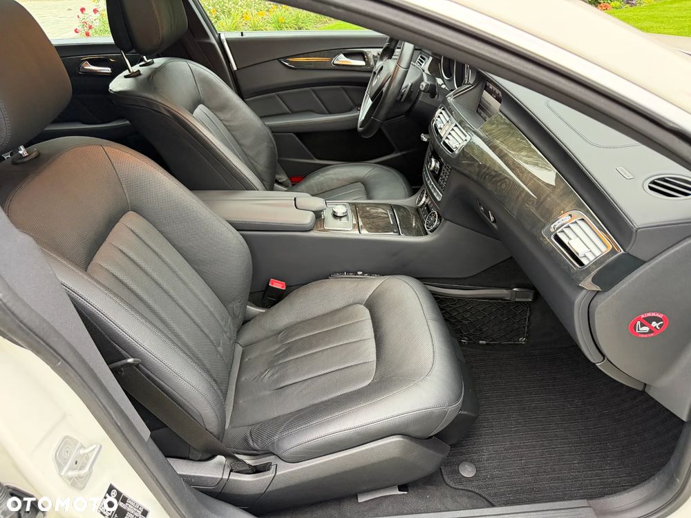 Mercedes-Benz CLS 350 7G-TRONIC - 36