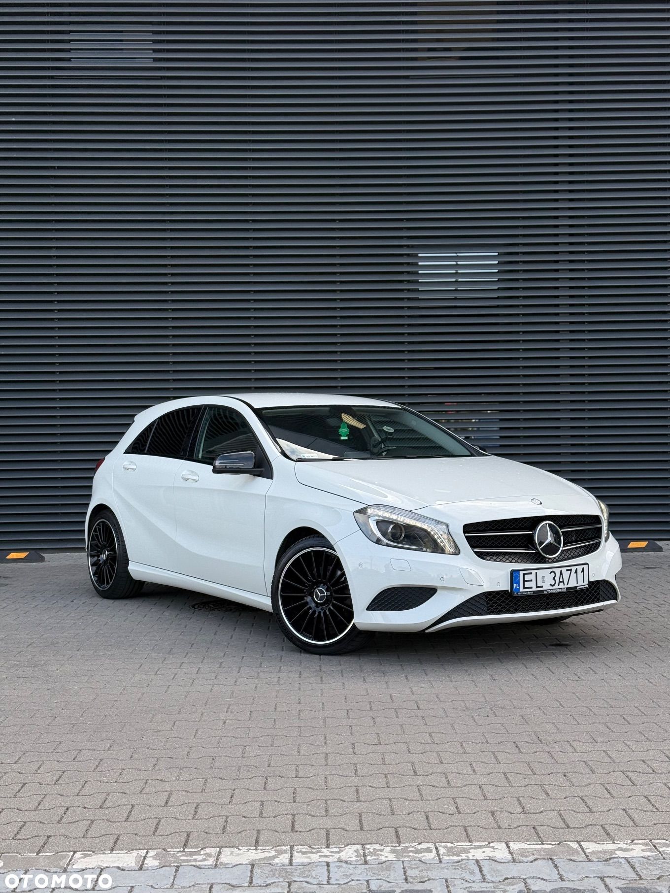 Mercedes-Benz Klasa A 180 7G-DCT Urban - 1