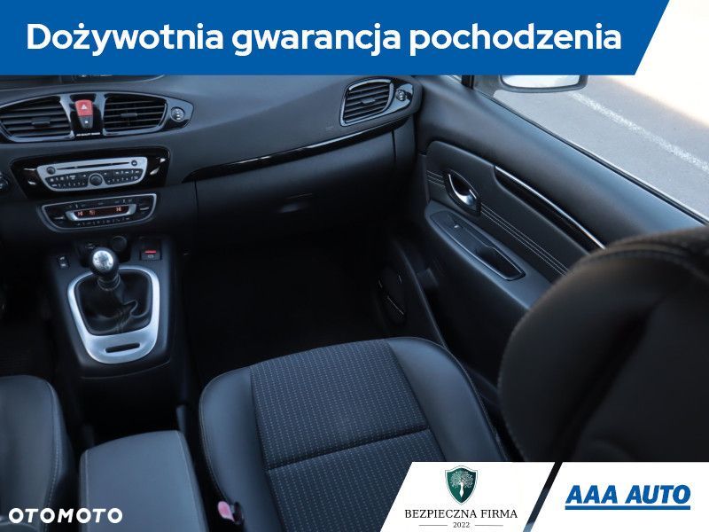 Renault Scenic - 10