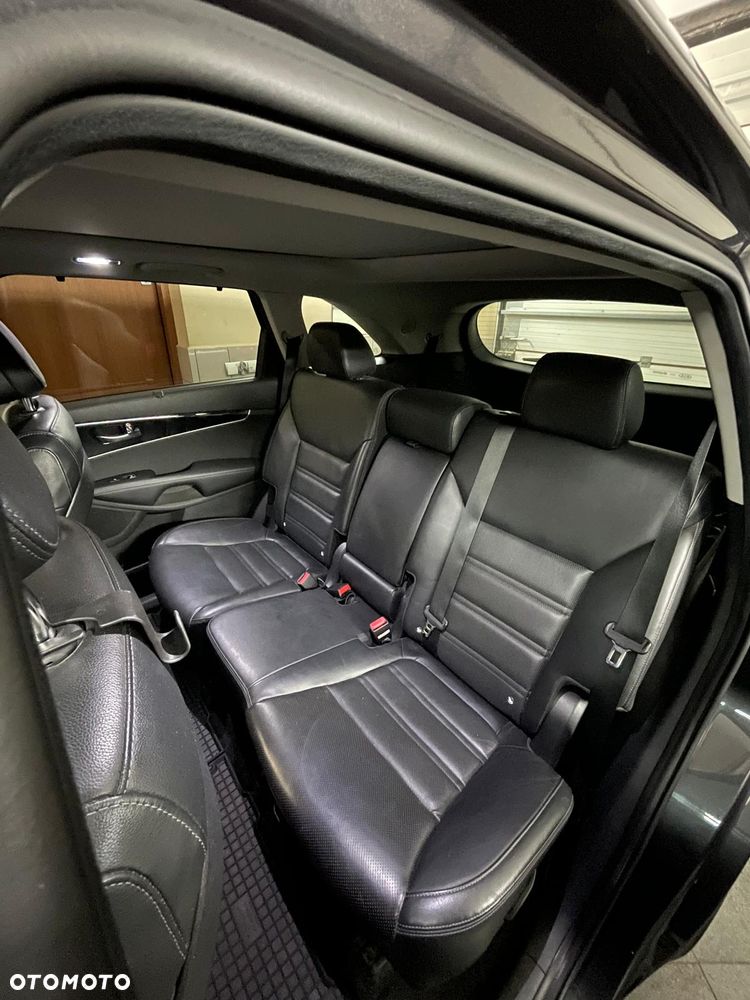 Kia Sorento 2.0 CRDI Business Line Plus - 26