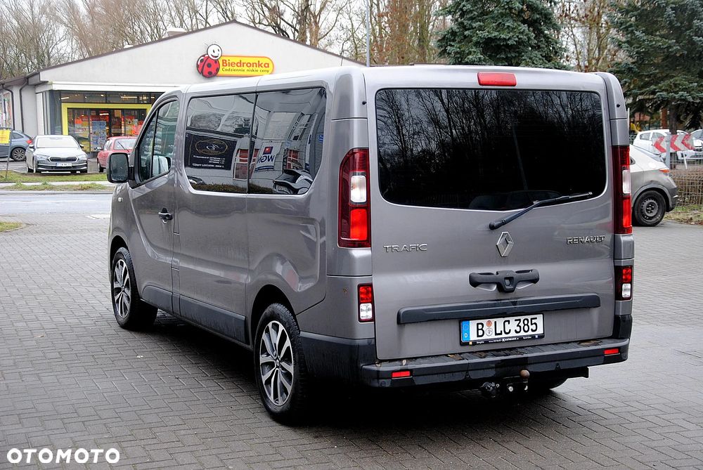 Renault Trafic 2.0 dCi - 8