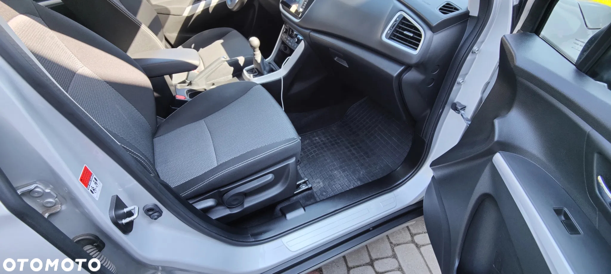 Suzuki SX4 1.6 Premium - 15