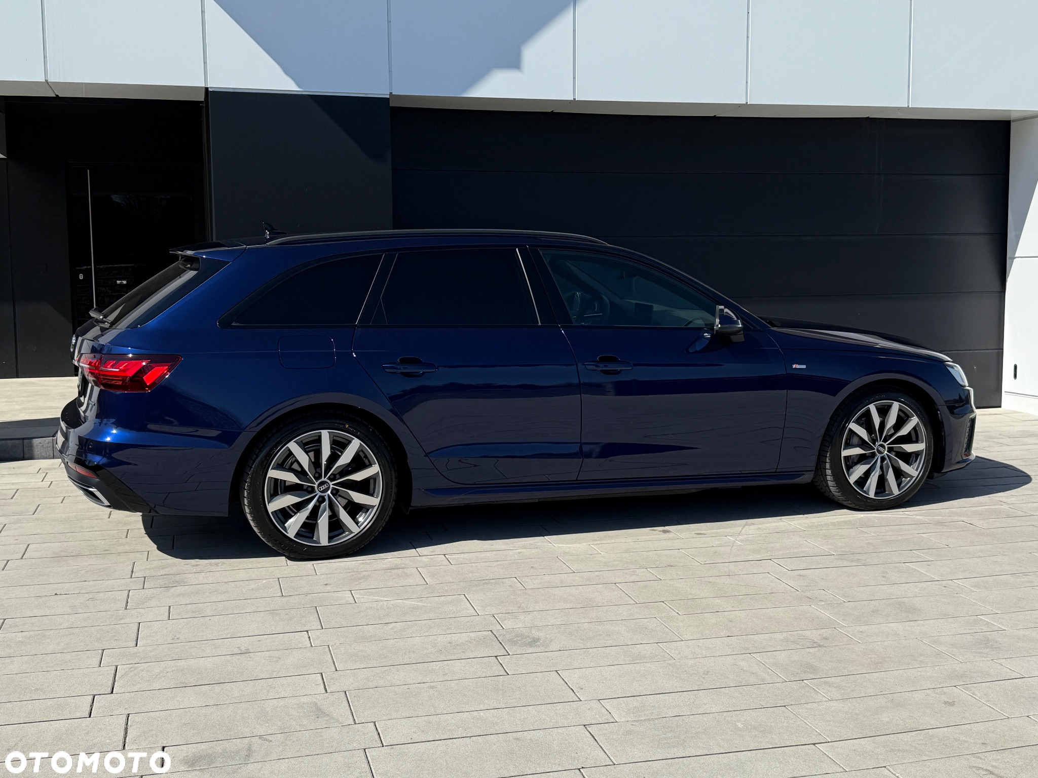 Audi A4 40 TDI quattro S tronic S line - 5