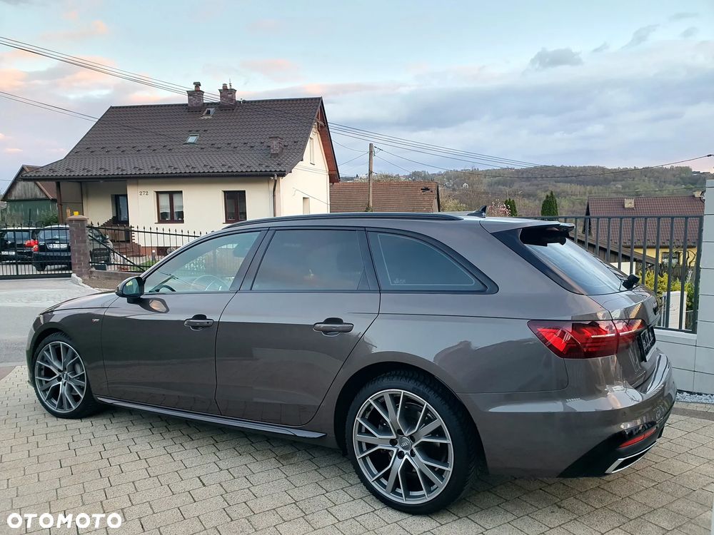 Audi A4 Avant 40 TDI quattro S tronic S line - 31