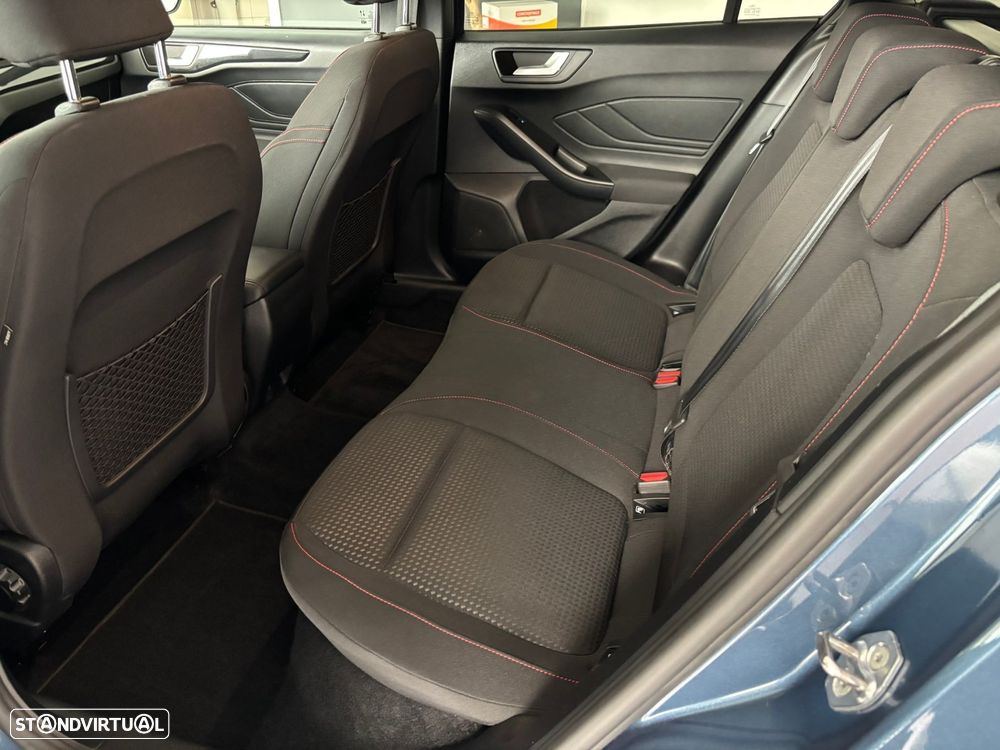 Ford Focus SW 1.0 EcoBoost MHEV ST-Line - 10