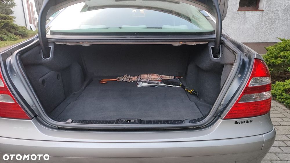 Mercedes-Benz Klasa E 200 CDI Classic DPF - 6