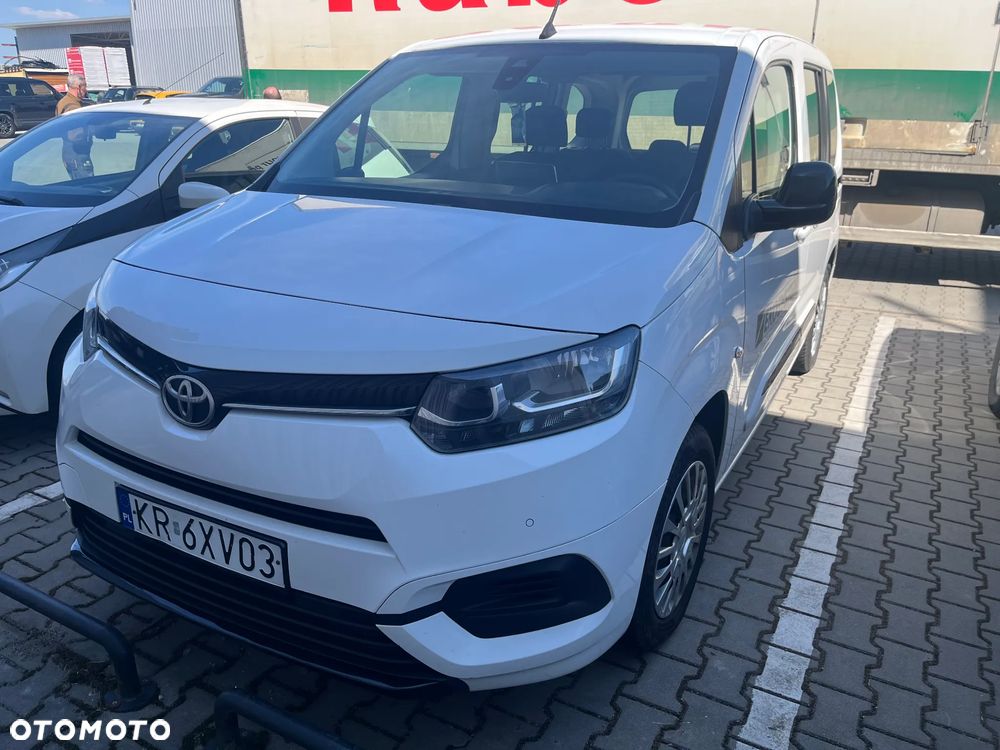 Toyota Proace City Verso 1.2 D-4T Business - 2