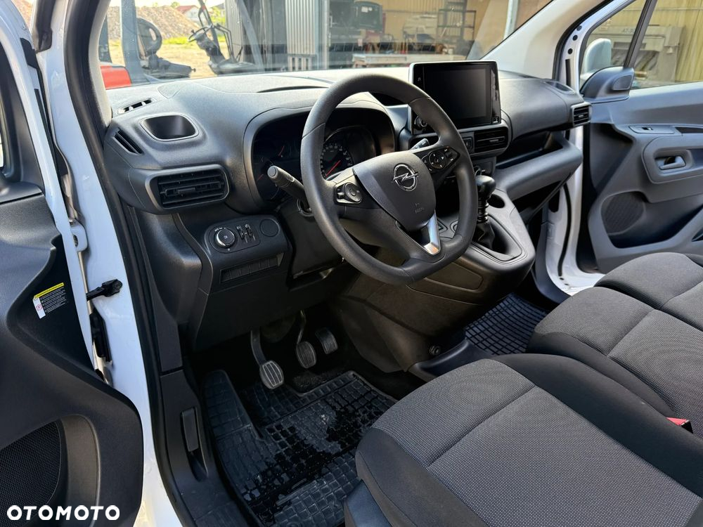Opel COMBO - 9