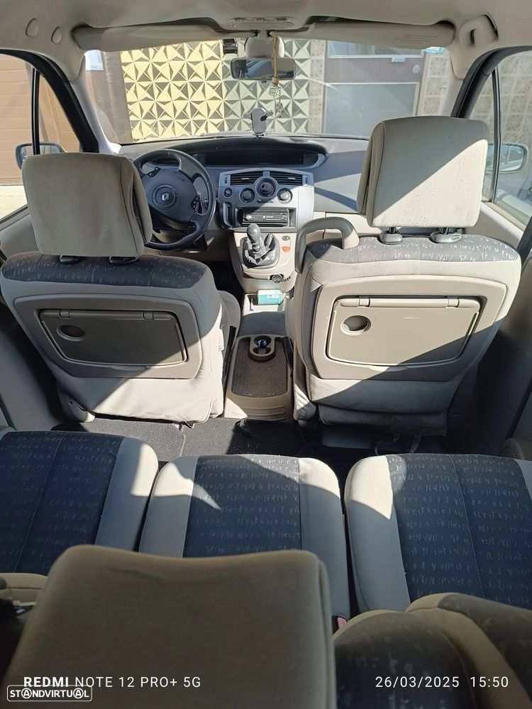 Renault Grand Scénic 1.9 dCi Confort Dynamique - 10