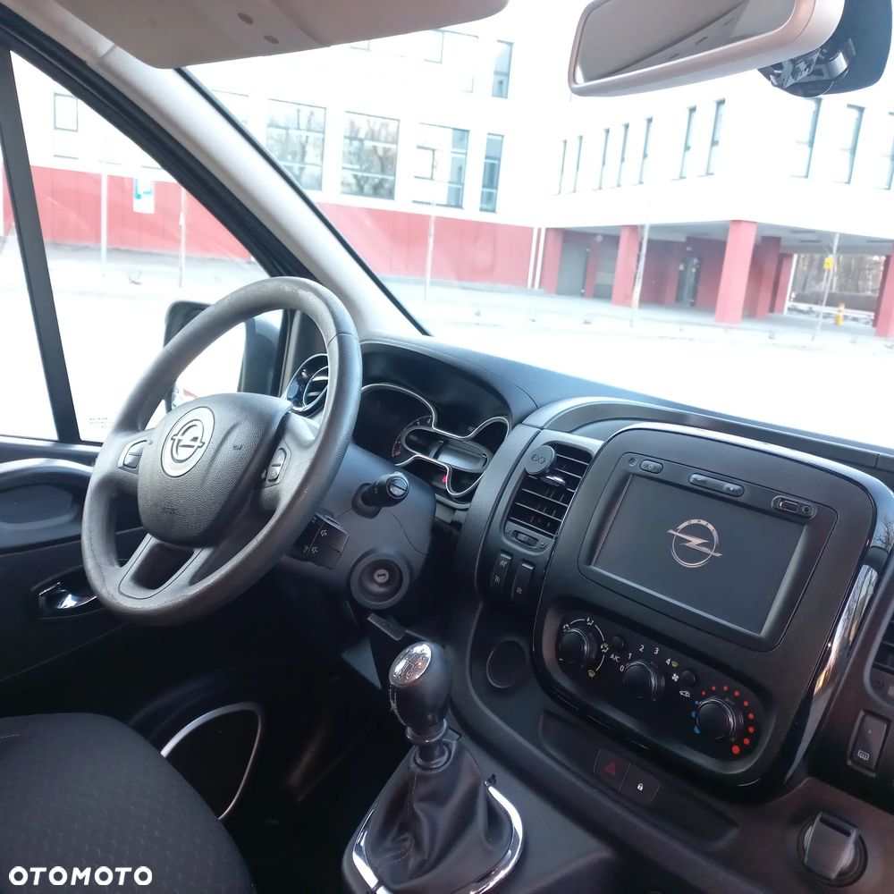 Opel Vivaro L2H1 2,9t Elegance Business - 9