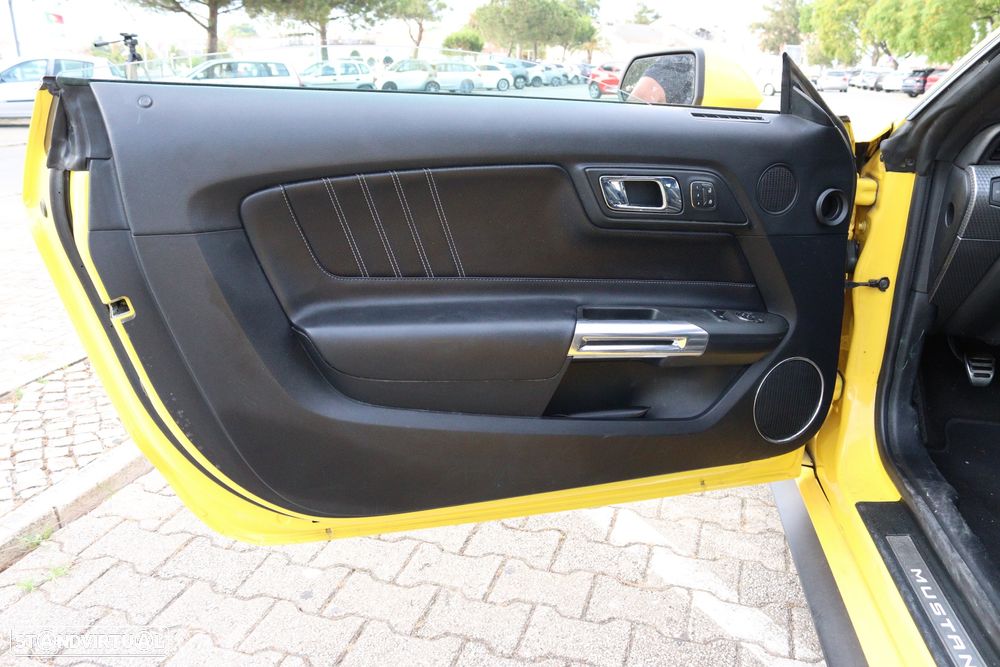 Ford Mustang 2.3i EcoBoost - 21