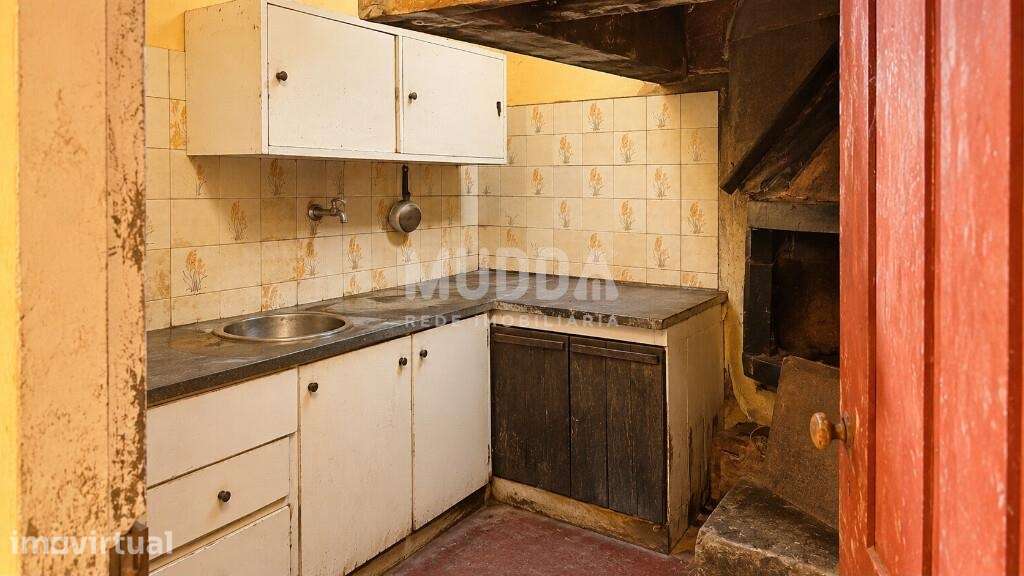 Moradia T4 Térrea para renovar Esmoriz - Grande imagem: 5/16