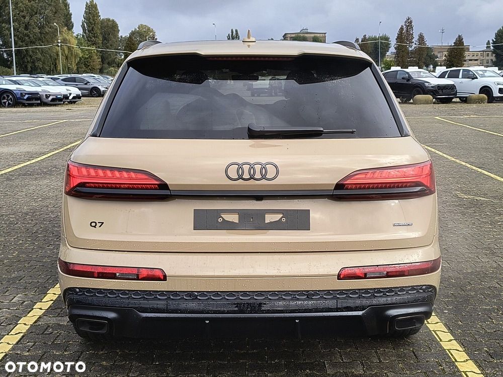 Audi Q7 60 TFSI e PHEV Quattro S Line Tiptr - 5