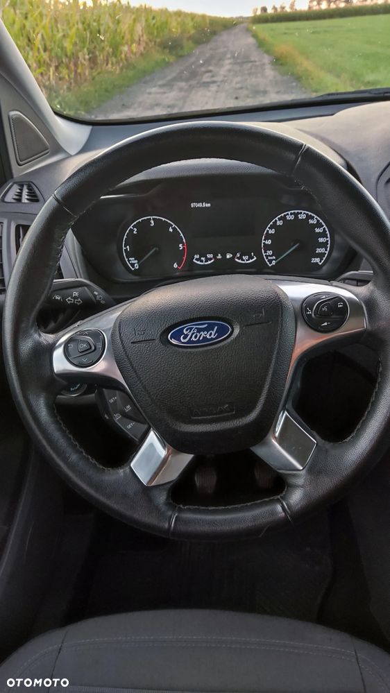 Ford Tourneo Connect Gr 1.5 TDCi Titanium - 11