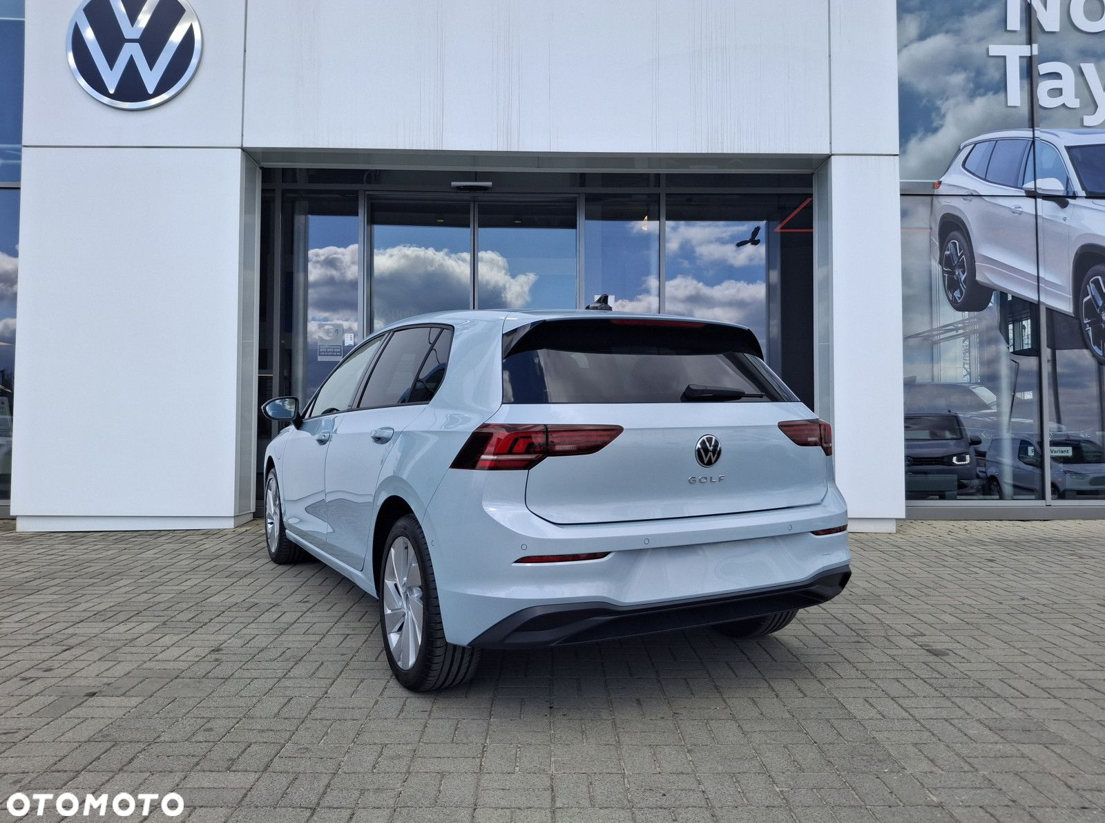 Volkswagen Golf - 6