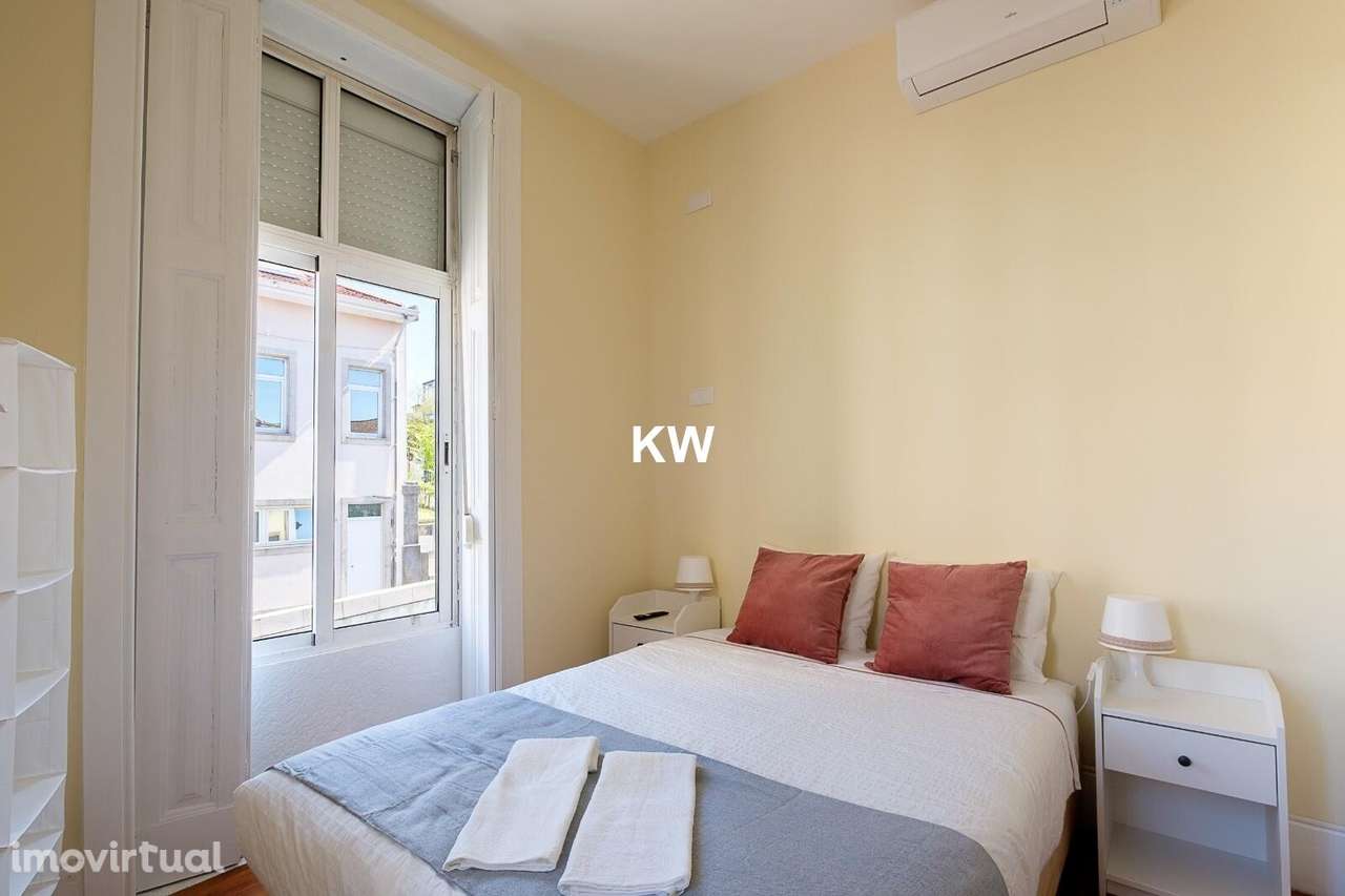 Rentabilidade Chave-na-Mão: T3 Renovado com configuração otimizada par - Grande imagem: 2/32