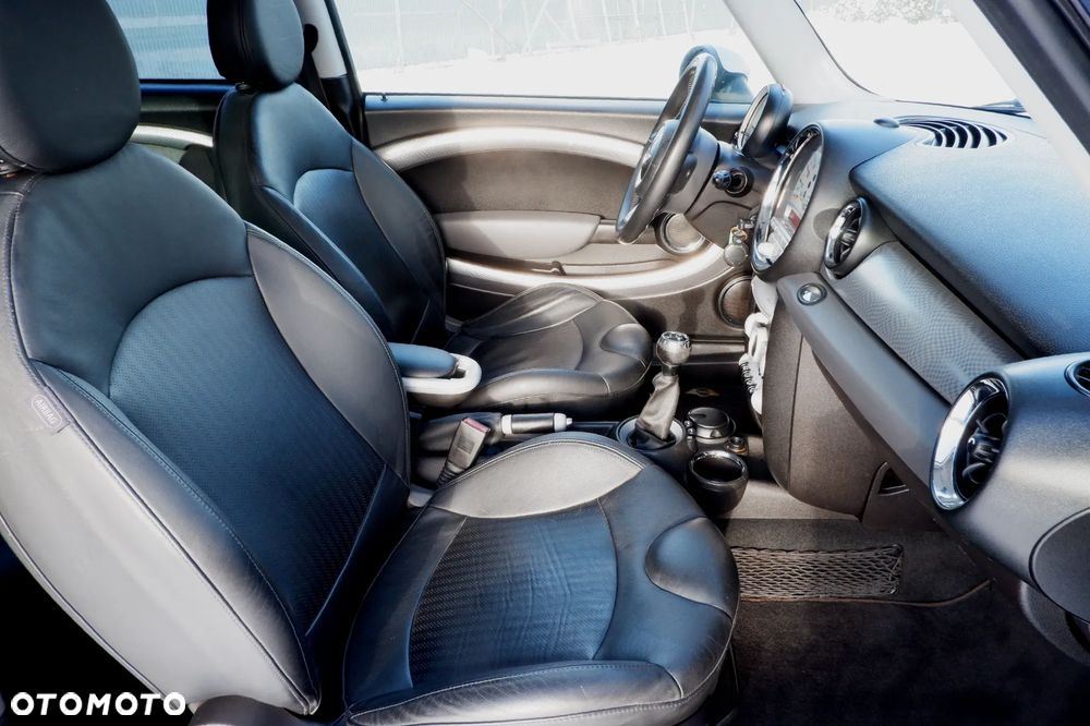 MINI Cooper S - 8