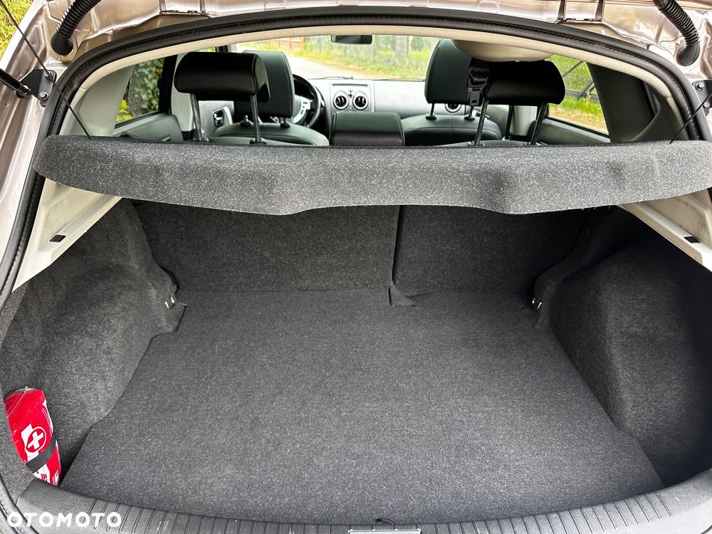 Nissan Qashqai 1.6 dCi 4 x 4 DPF Start/Stop tekna - 29