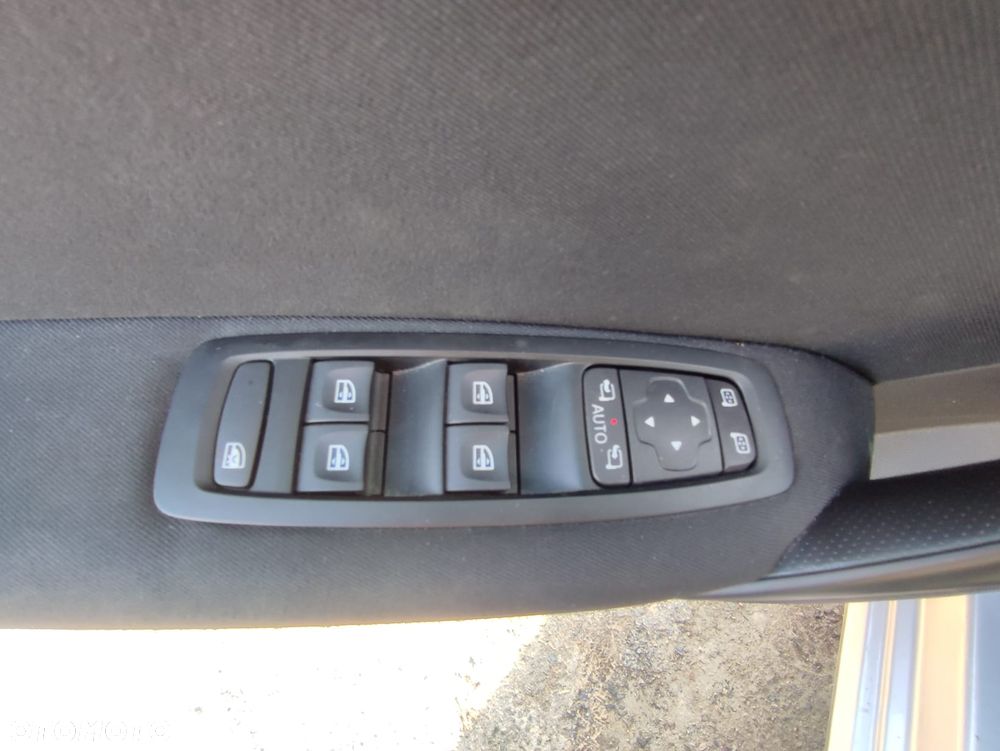 Renault Megane BLUE dCi 115 INTENS - 21