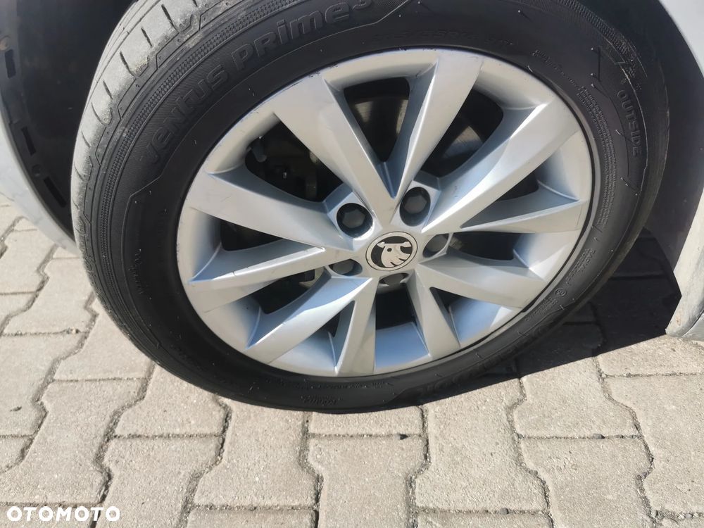 Skoda Octavia 1.5 TSI ACT Active - 12