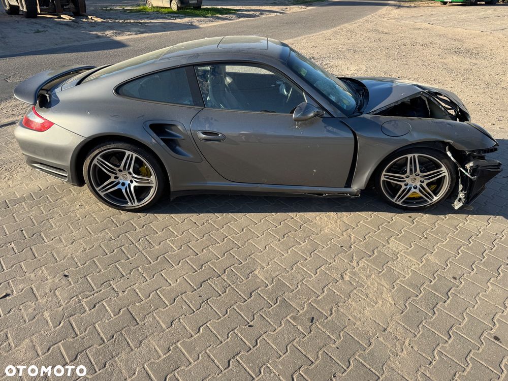 Porsche 911 - 10