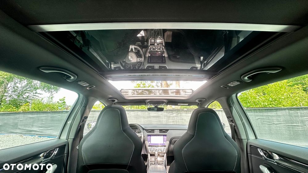 Skoda Octavia 2.0 TDI DSG RS - 15