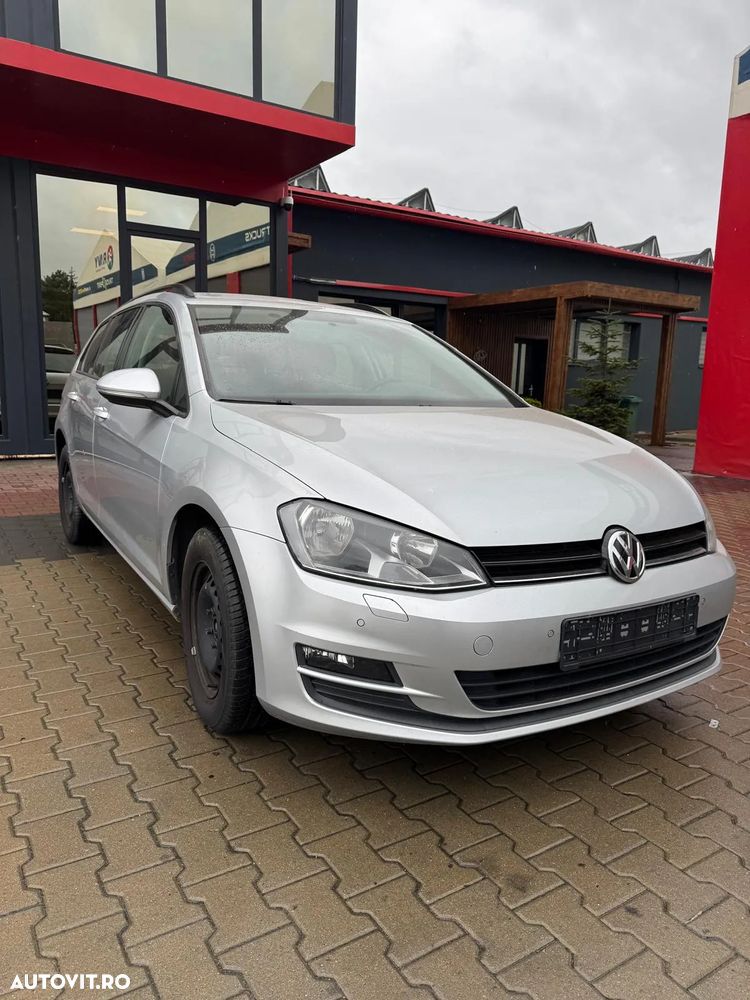 Volkswagen Golf 1.6 TDI BlueMotion Technology DSG Comfortline - 4