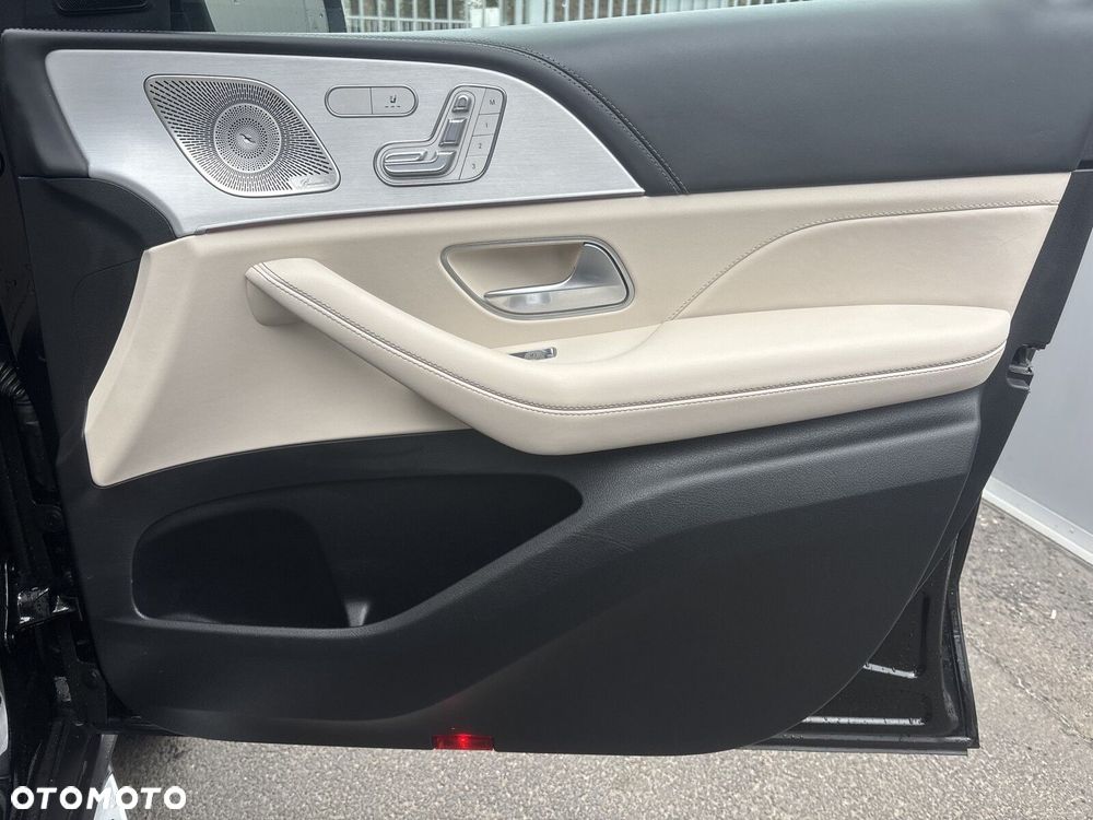 Mercedes-Benz GLE - 19